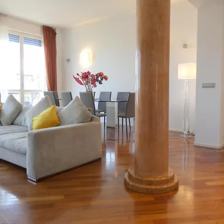 Heart San Sepolcro Duomo Apartment *